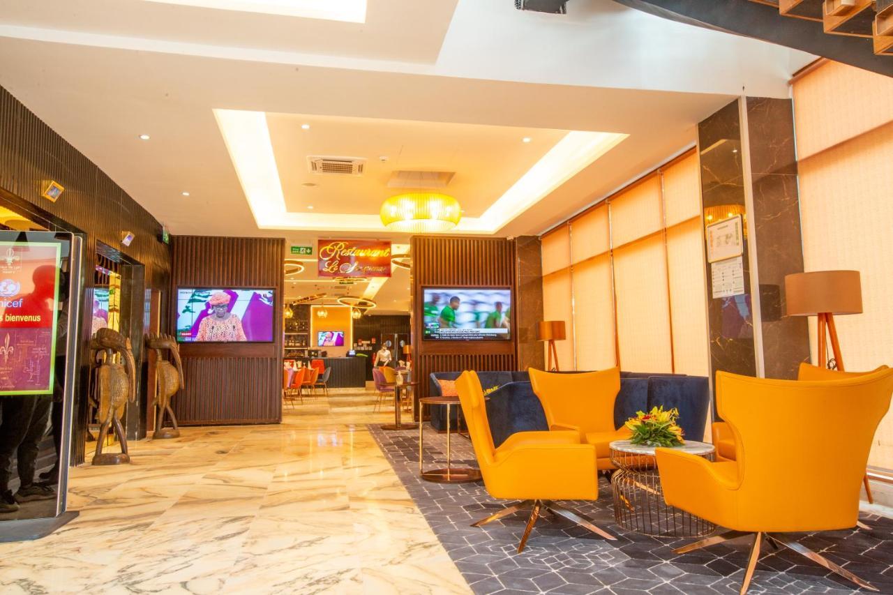 Hotel Fleur De Lys Point E Dakar Dış mekan fotoğraf